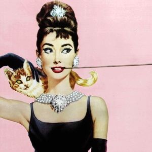 Meet your Posher, Isabel